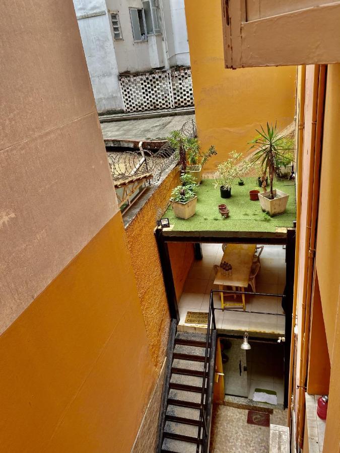 Rio Guesthouse - Um Quarteirao Da Praia De Copacabana Ρίο ντε Τζανέιρο Εξωτερικό φωτογραφία