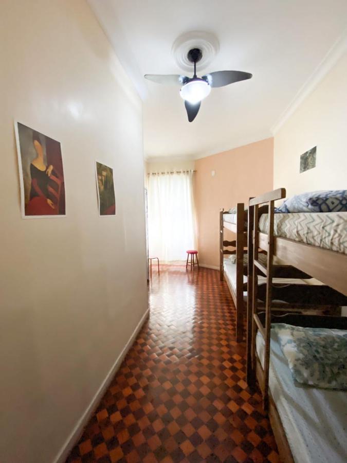Rio Guesthouse - Um Quarteirao Da Praia De Copacabana Ρίο ντε Τζανέιρο Εξωτερικό φωτογραφία