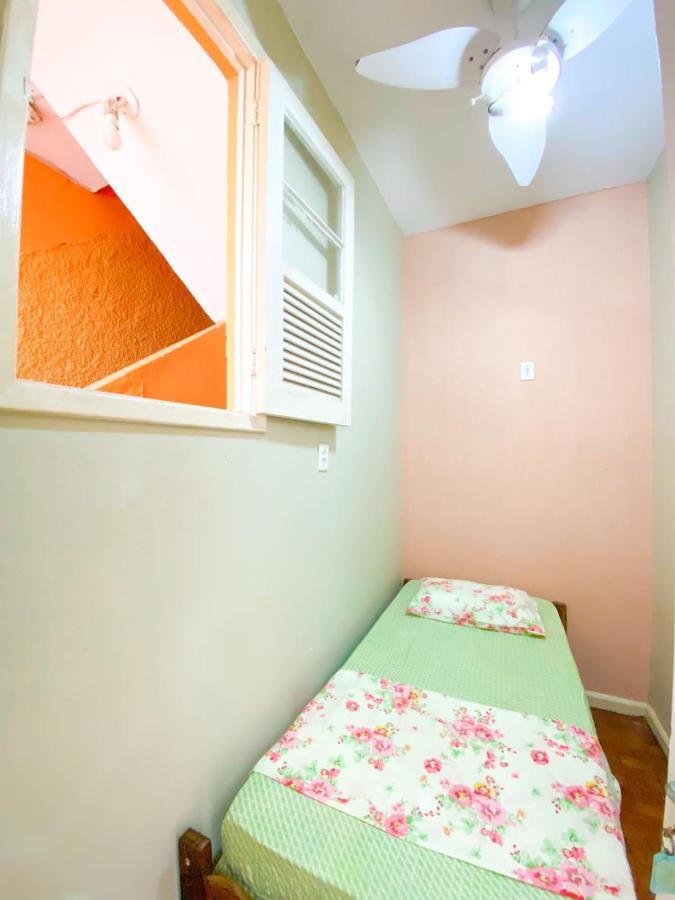 Rio Guesthouse - Um Quarteirao Da Praia De Copacabana Ρίο ντε Τζανέιρο Εξωτερικό φωτογραφία