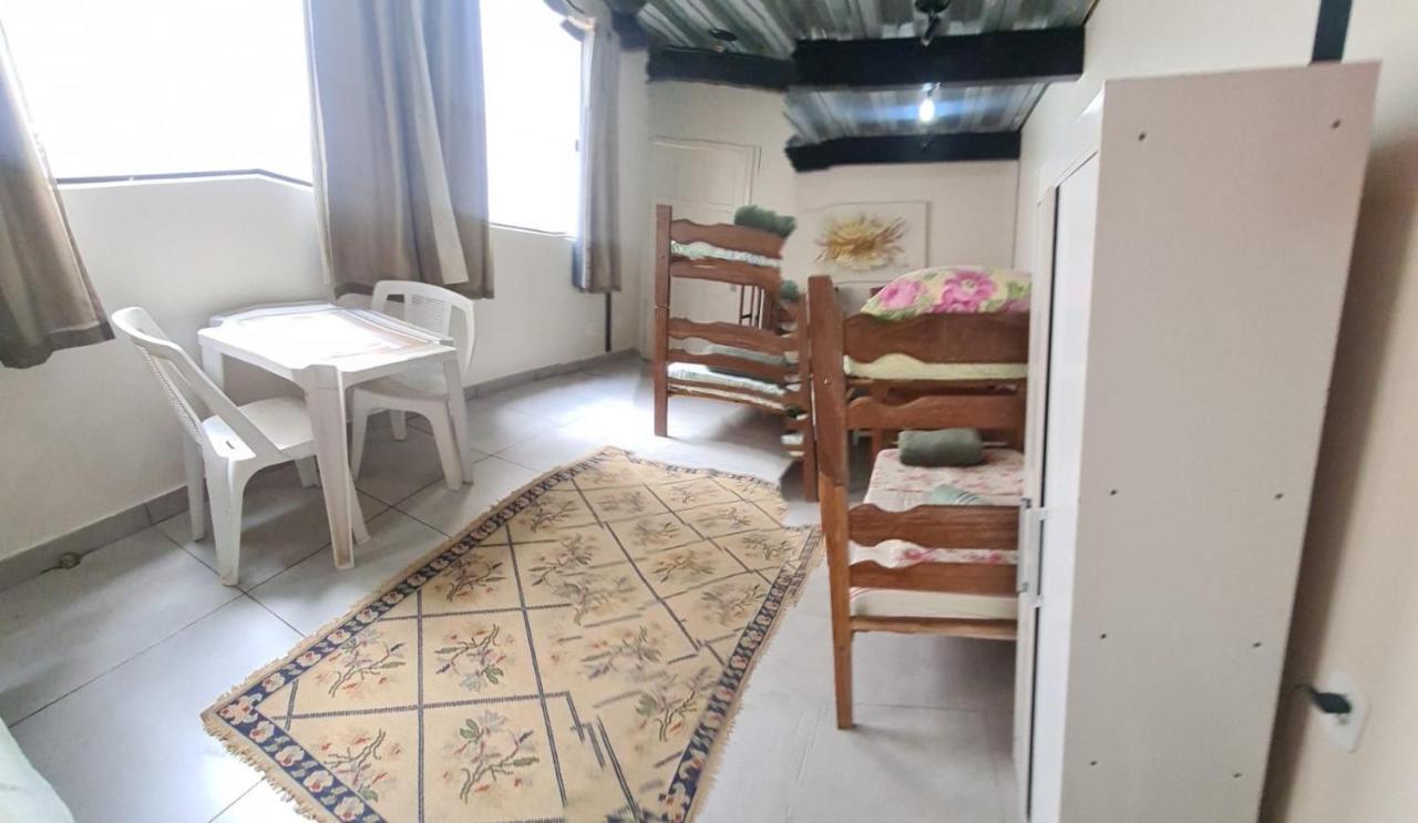 Rio Guesthouse - Um Quarteirao Da Praia De Copacabana Ρίο ντε Τζανέιρο Εξωτερικό φωτογραφία